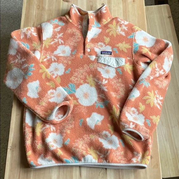 Patagonia Synchilla Orange Boho Floral Snap Pullover - Picture 6 of 10